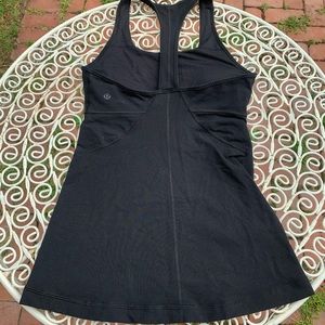 Lululemon athletic top